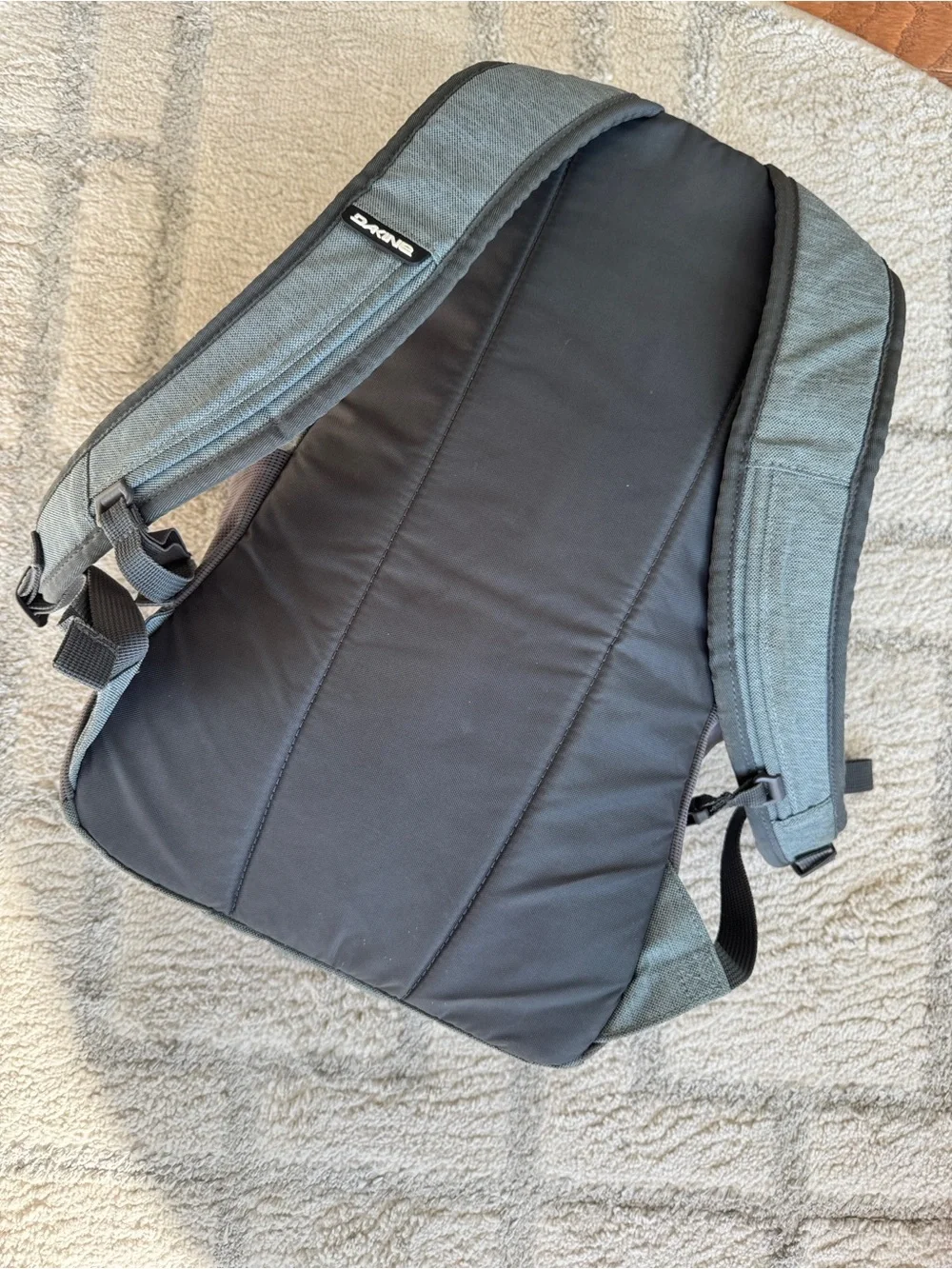 Dakine URBN Mission 18L Backpack Grey Heather Skateboard Carry Daypack gropcore